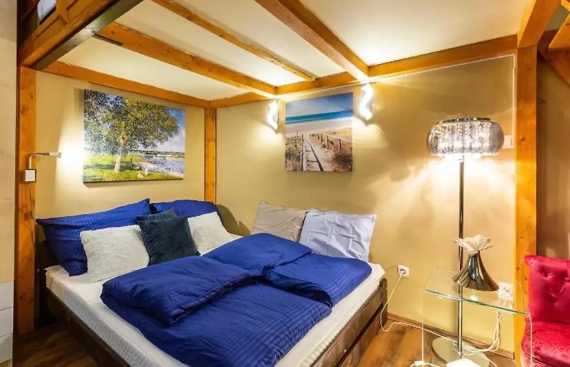 Cherry Blossom Designer Apartment In The Center With Free Parking Budapest